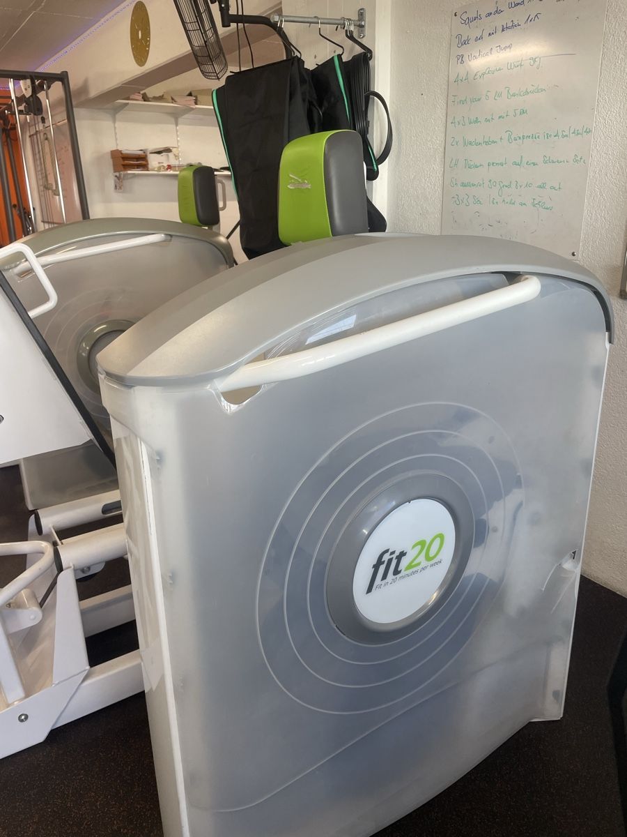 Nautilus Hometrainer: Nautilus Beinpresse – Usato da Dällikon venduto da balu814 3