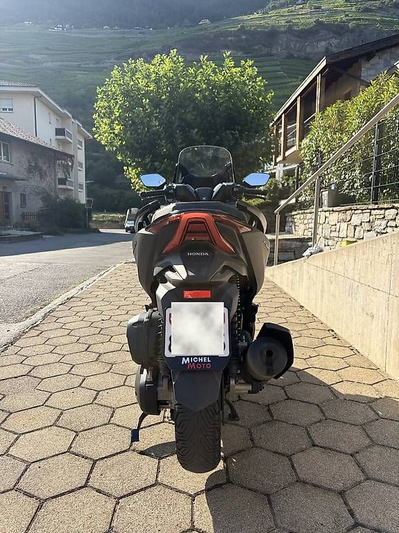 Scooter: Honda Forza 125 Special Edition  2021 – Usato da Martigny venduto da reu_t2ln 2