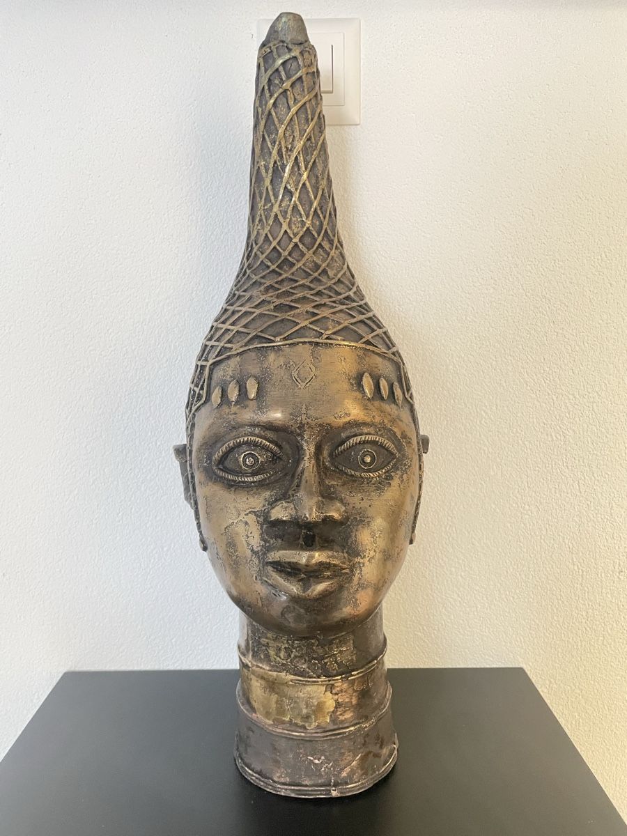Statuette: Afrikanische Bronze der Benin 58 cm – Usato da Lausen venduto da artehome