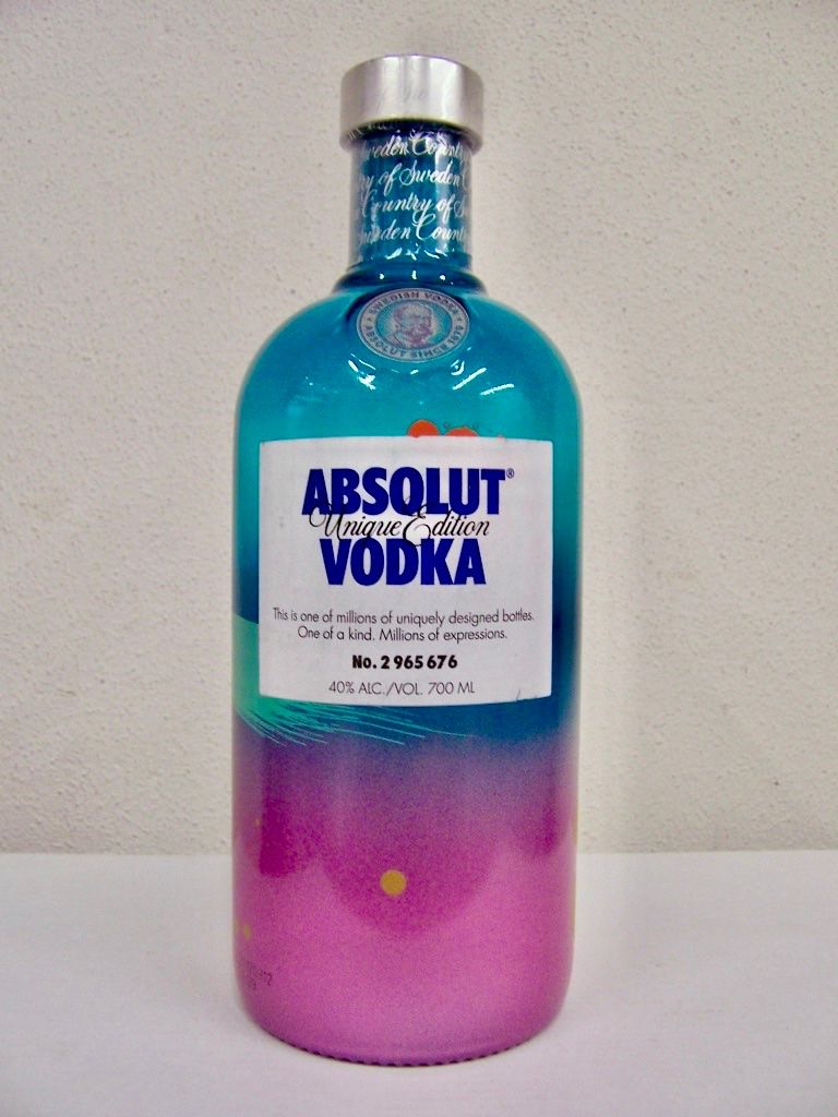 Absolut Vodka Bevande alcoliche: 1 x ABSOLUT VODKA ABSOLUT UNIQUE Edition 2012 – Nuovo e nell'imballaggio originale da Kerzers venduto da zimmergruen