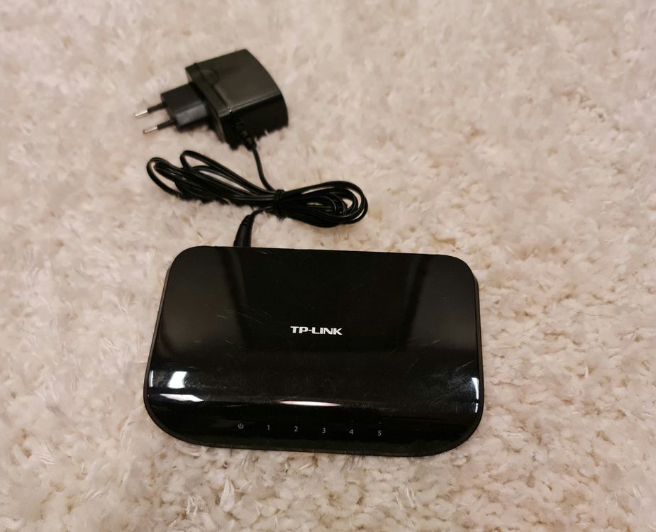 TP-Link Hub Switch (Gebraucht) in Basadingen für CHF 4 – mit Lieferung ...