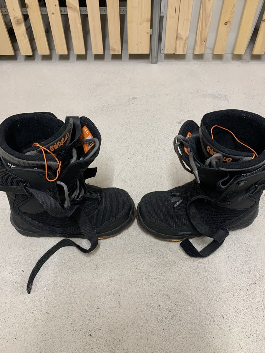 Jones Scarpe da uomo: Thirtytwo Tm-2 Jones – Usato da Bern venduto da Chillaui 3