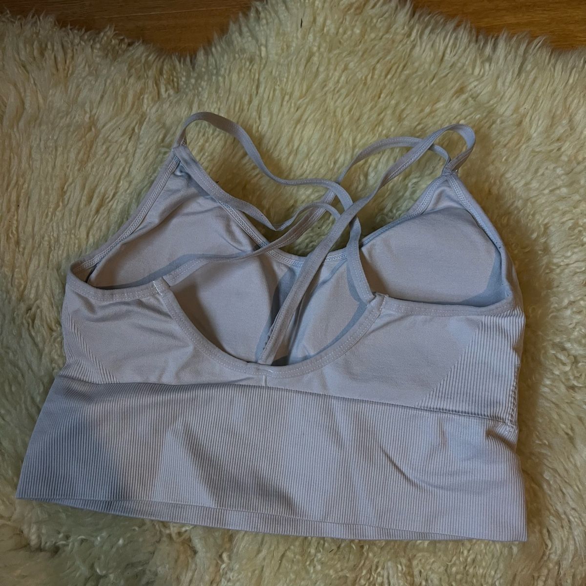 Top: Sport BH Weiss – Nuovo (secondo la descrizione) da Chur venduto da noe_mh8b 1