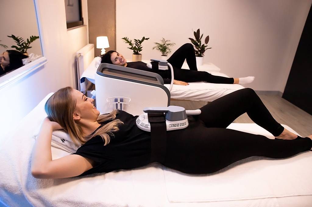 Altra biancheria intima: EMS BodySculpt RF – Usato da Bachenbülach venduto da Bluebrother 3