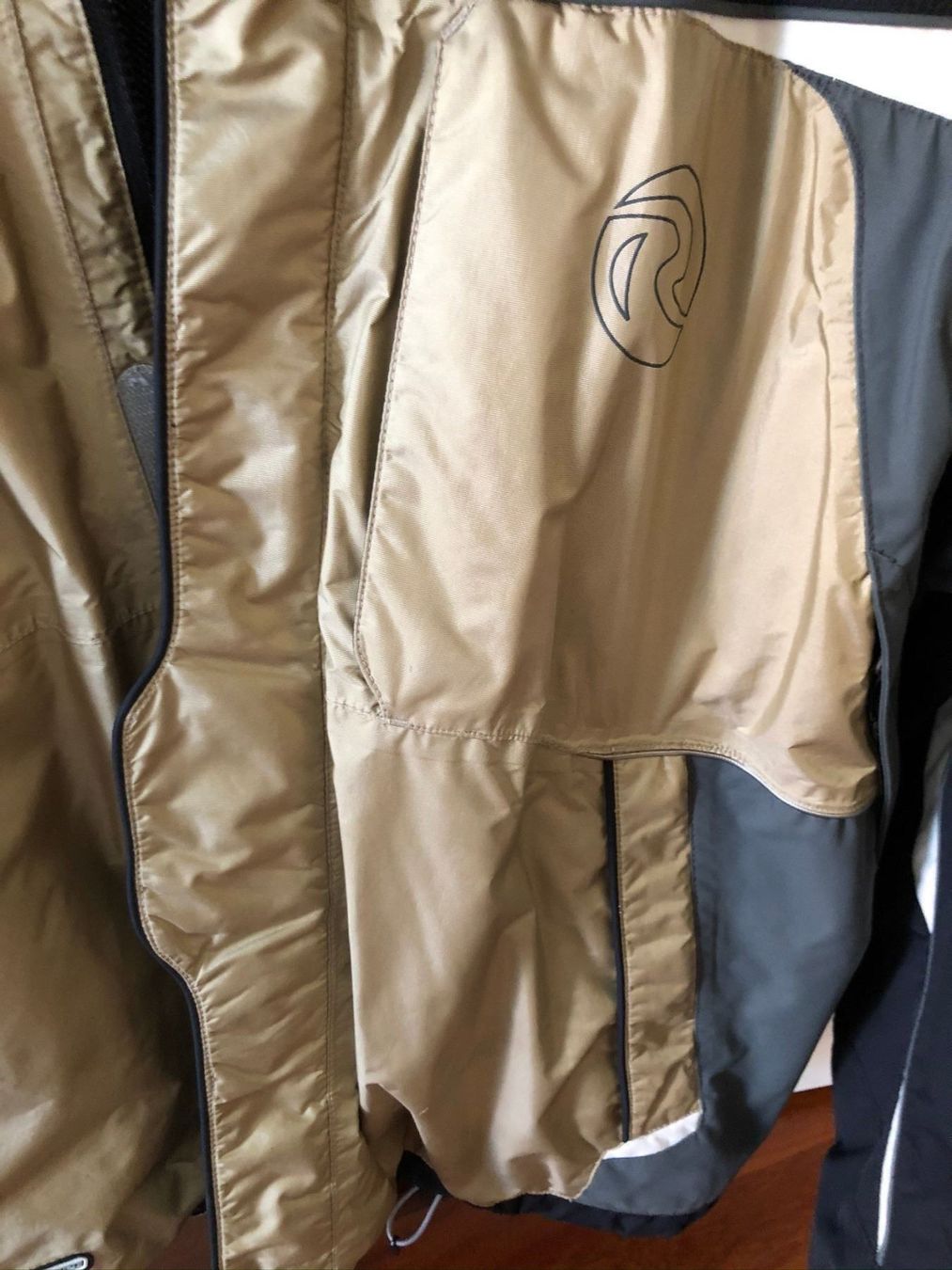 Rossignol Giacche: Anorak ROSSIGNOL – Usato da OBERENGSTRINGEN venduto da Lolo6316 5