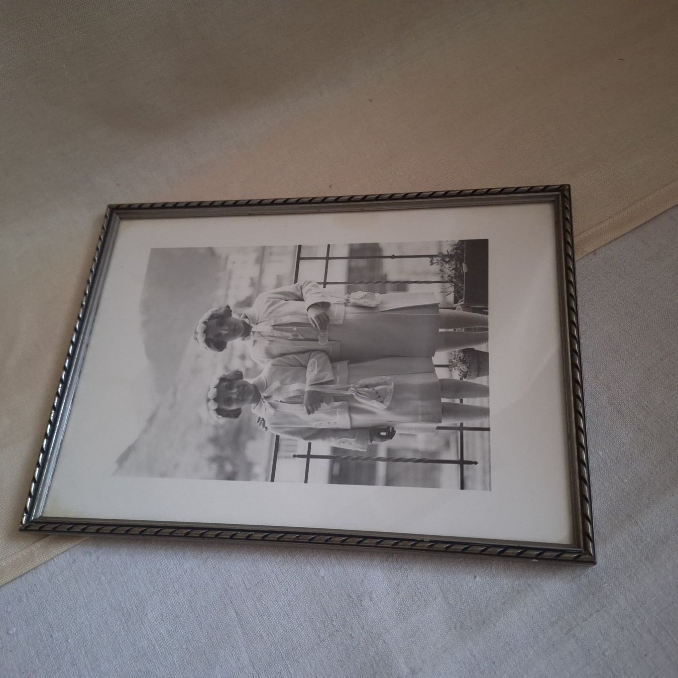 Foto & Immagini: Herziges, nostalgisches Schwarz-weiss-Bild, Erstkommunion – Usato da Winterthur venduto da Goldpipau 7