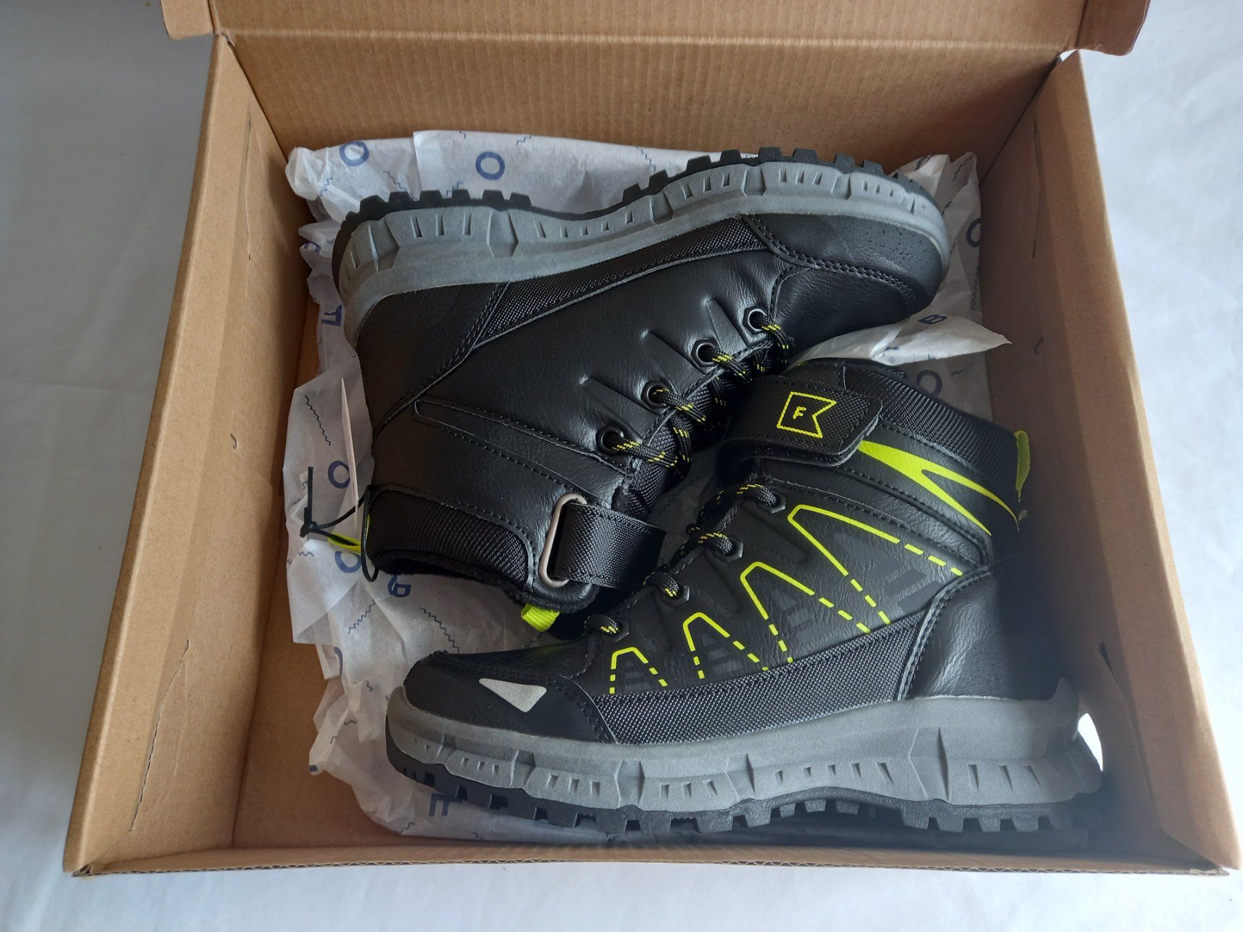 Schuhe für Jungen: Friboo Schnürschuhe Schwarz Gr.32 Neu mit Klett – Neu (gemäss Beschreibung) aus Schweizersholz von freyle1 6