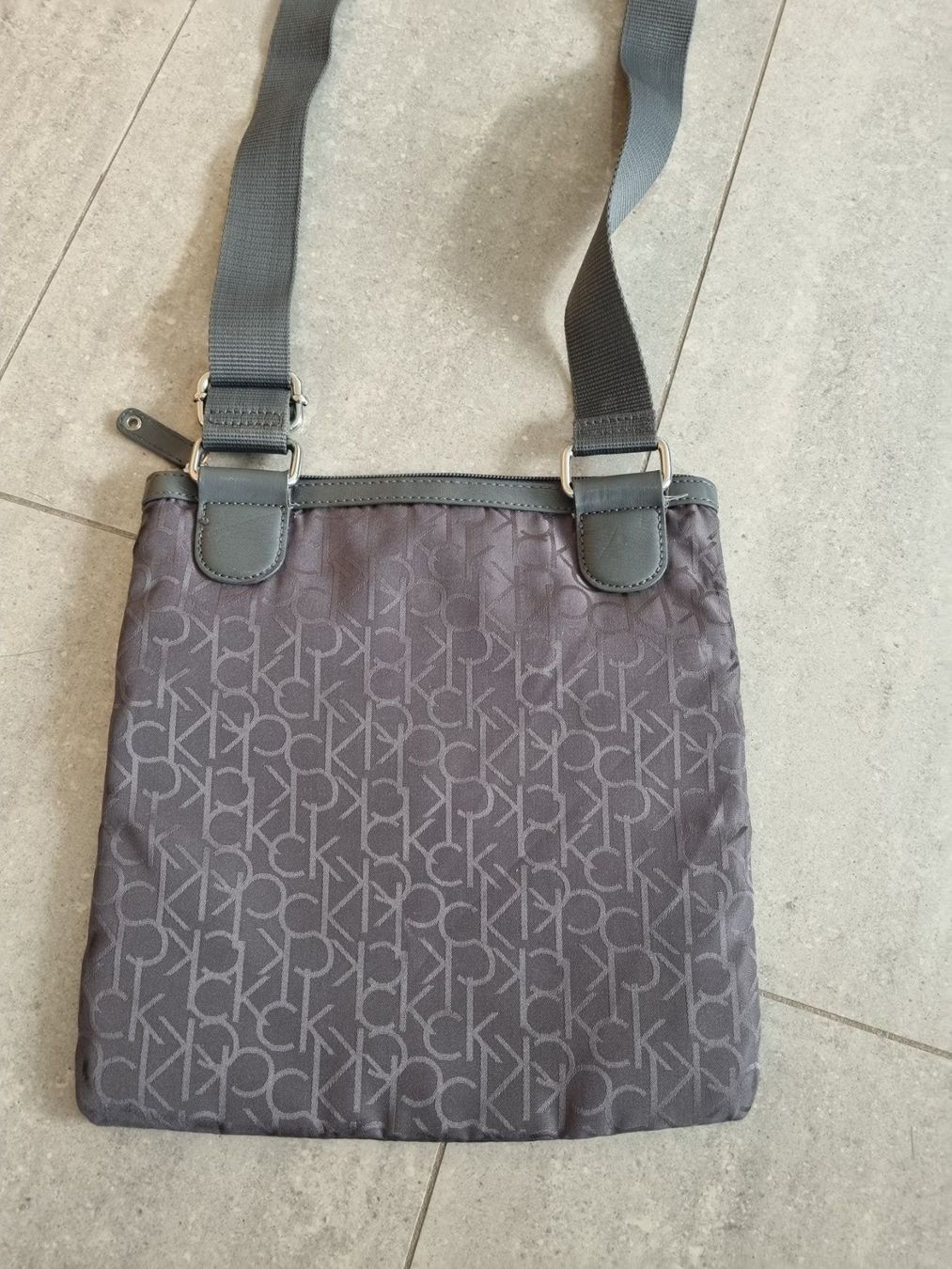Calvin Klein Borse da donna: Tasche, Calvin Klein – Usato da Wiesendangen venduto da Sinhuk 2
