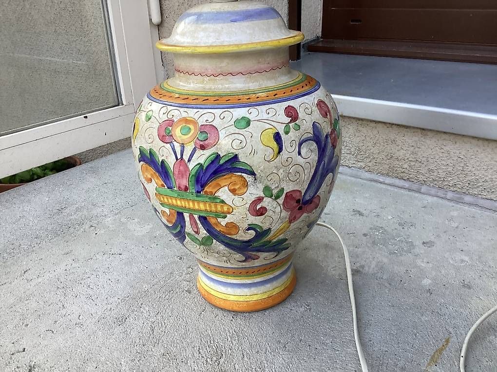 Lampes: Pied de lampe en faience – D'occasion à Vernier par cas_d8yw 1
