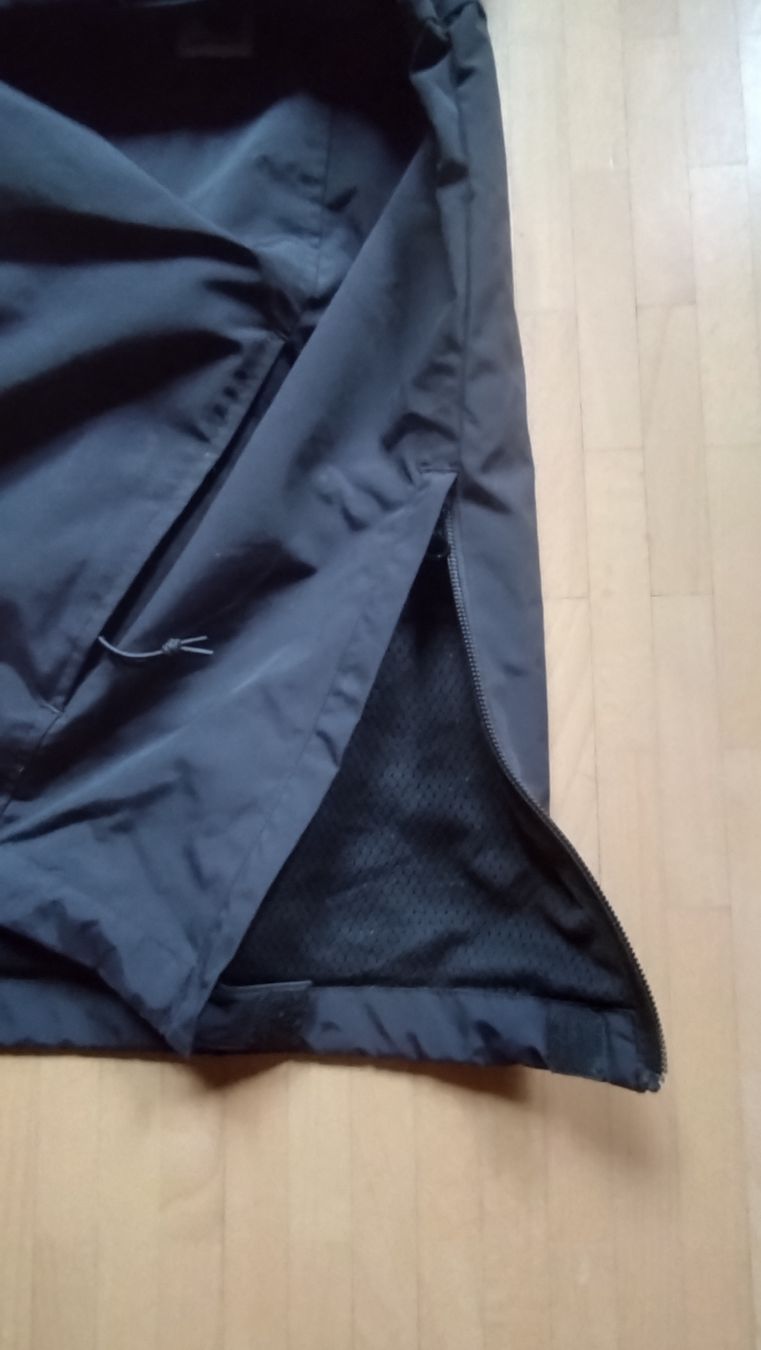 Carhartt Giacche: Veste Carhartt WIP Nimbus Pullover, taille L TBE- – Usato da Farvagny-le-Grand venduto da LaCaverne 5