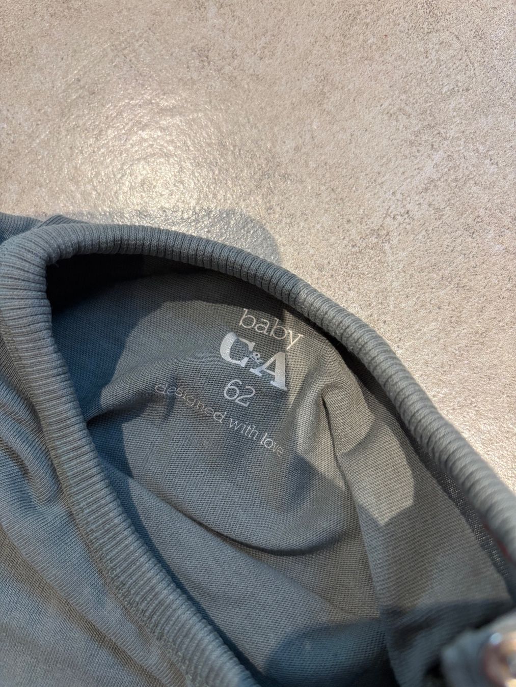 C&A Kleiderpakete & -sets: Ensemble bébé – Gebraucht aus Bressaucourt von Lamu 2