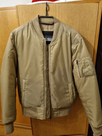 Bomberjacke Urban Classics beige Grösse M sehr guter Zustand