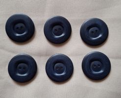6 Knöpfe, Marineblau meliert, 30 mm.
