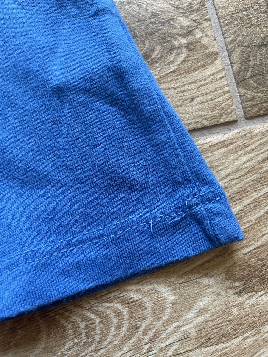 Camicie, T-shirt & Polo: Blaues T-Shirt, Gr. 6-9M – Usato da Winterthur venduto da NaNa24 2