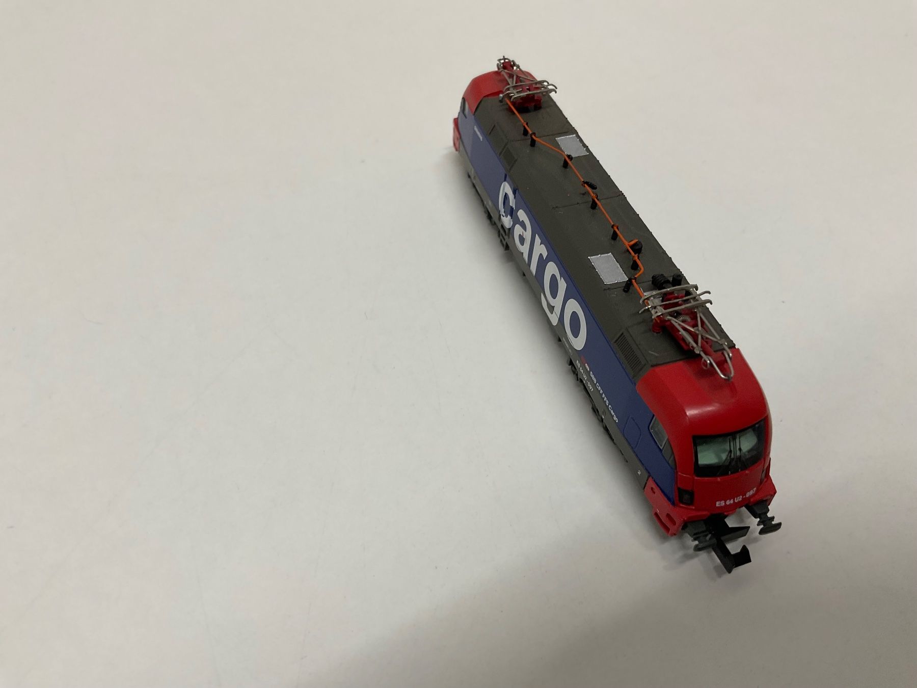 Hobbytrain Modellini di ferrovie: Hobbytrain Taurus Cargo/SBB, ohne Verpackung Bespielt – Usato da Chur venduto da Chur75 2