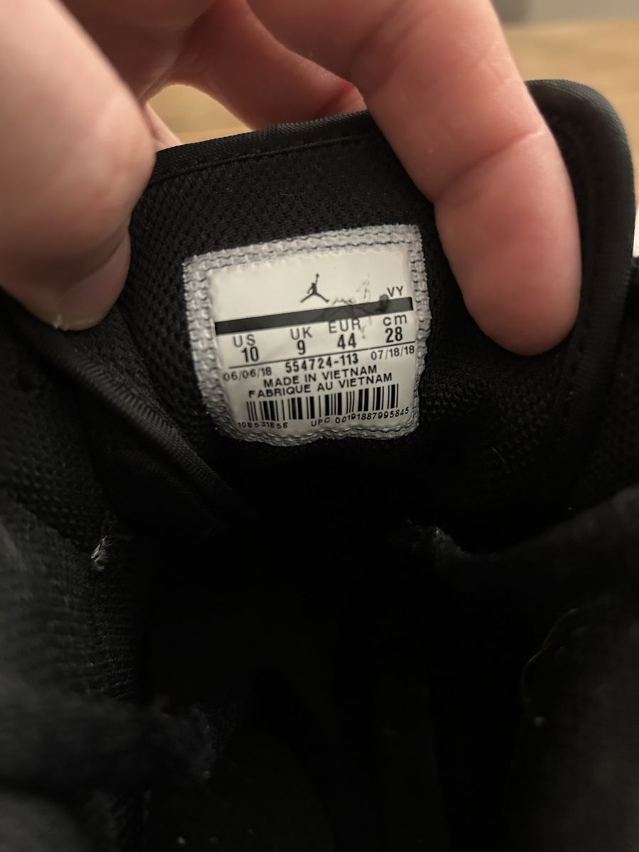 Jordan Herrenschuhe: Jordan 1 Mid - White Black – Gebraucht aus Bern von O3LII 3