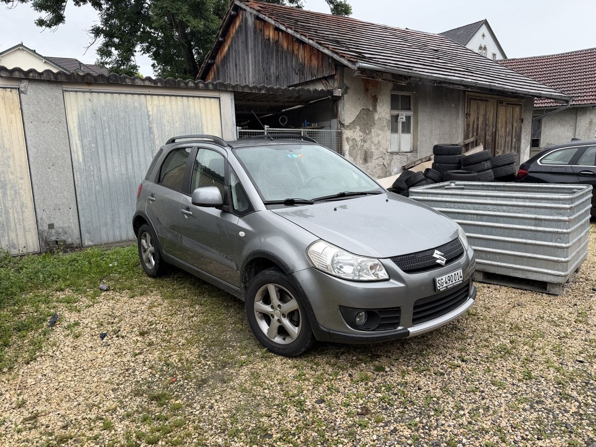 Suzuki Autos: Suzuki SX4 1.6 4WD – D'occasion à Widnau par Hawk04