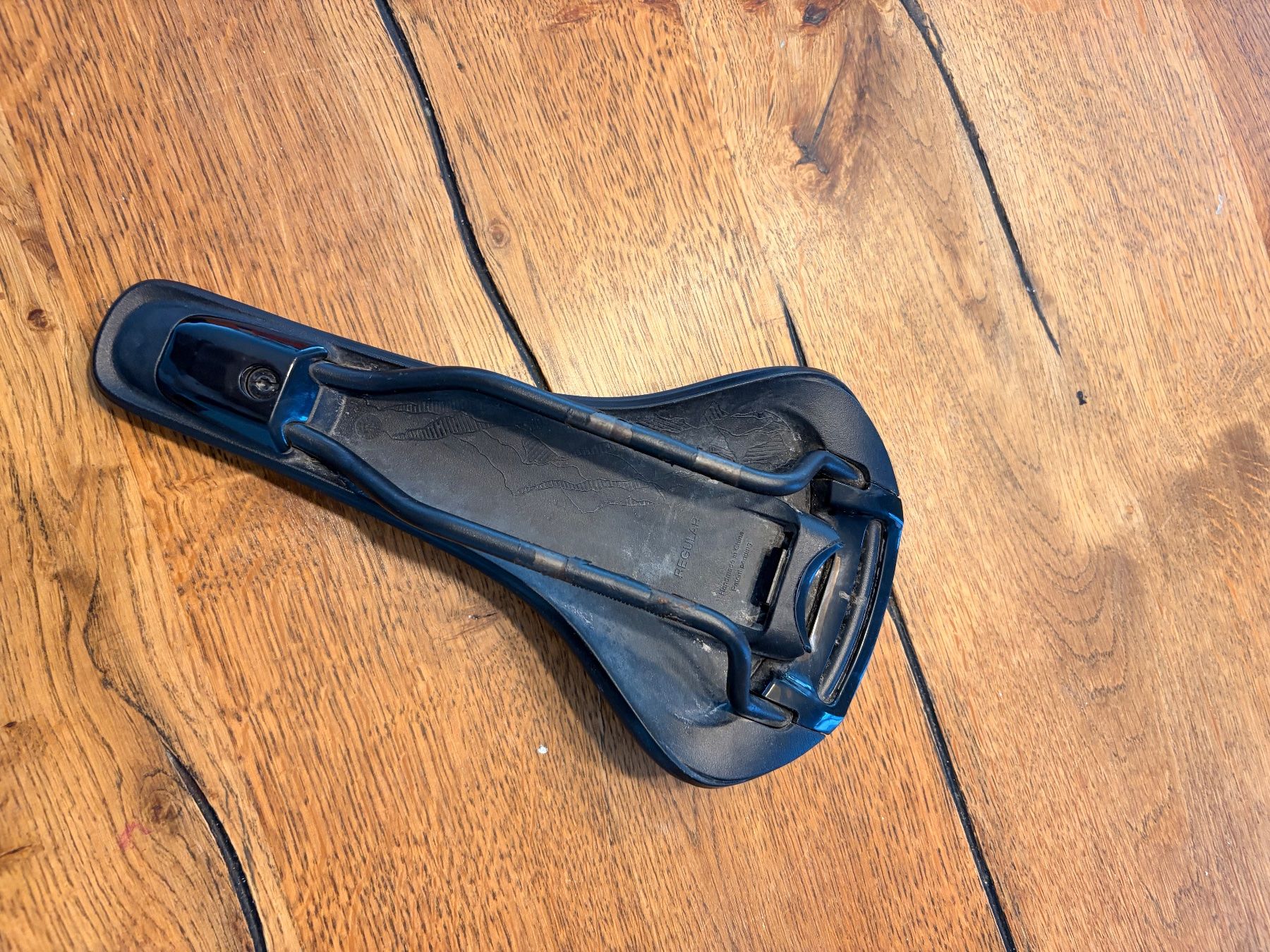 Fizik Ersatzteile: Fizik Rennradsattel, Regular, schwarz – Gebraucht aus Igis von Rexxo 1