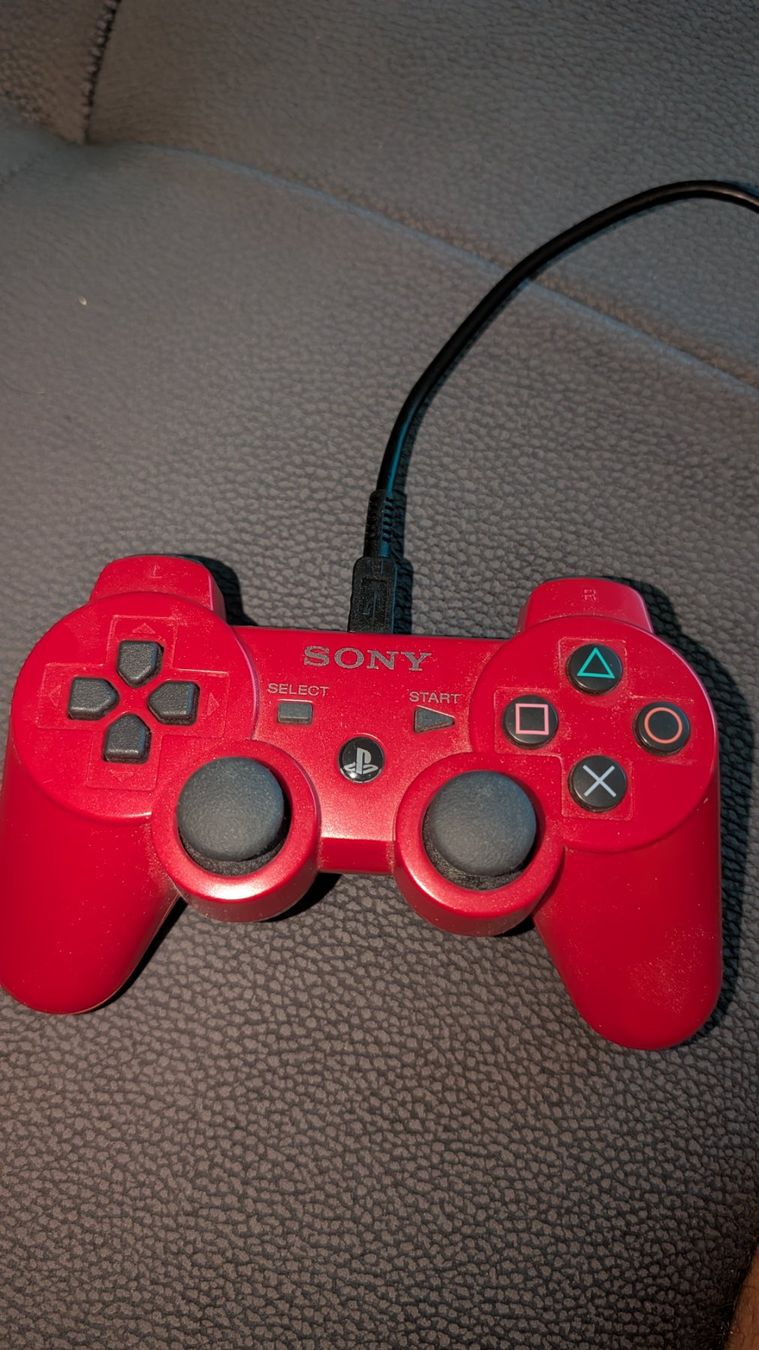 Sony Konsolen: Sony Playstation 3 Konsole mit Spielen und Controller – Gebraucht aus Berikon von Wkwrdtrtl 2