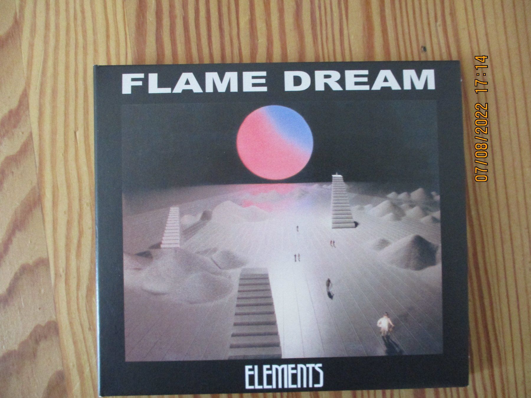 CDs: Flame Dream --  Elements, 2025 – D'occasion à Liestal par Disc-Point