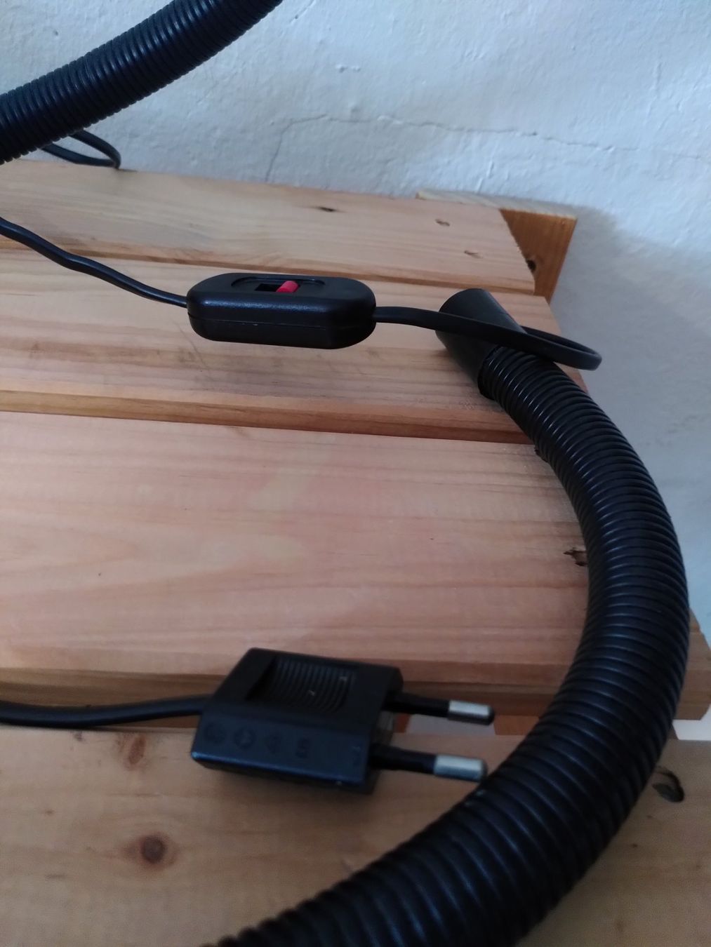 Lampade: vintage Lampe Snake - Aluminor – Usato da Vuiteboeuf venduto da broticaire 3