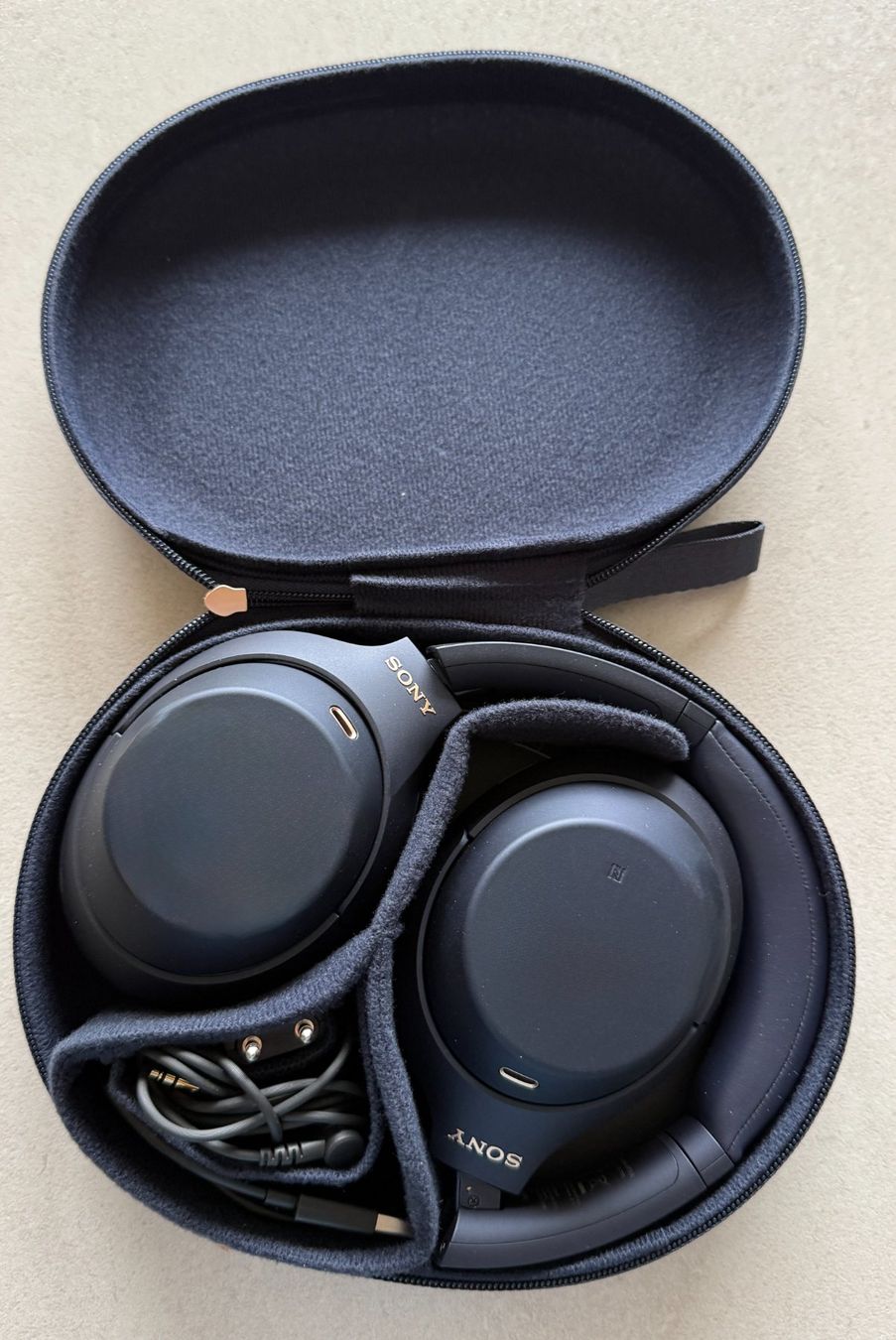 Sony Cuffie: Kopfhörer Sony WH-1000XM4 Midnight Blue – Usato da Buochs venduto da Aale 3