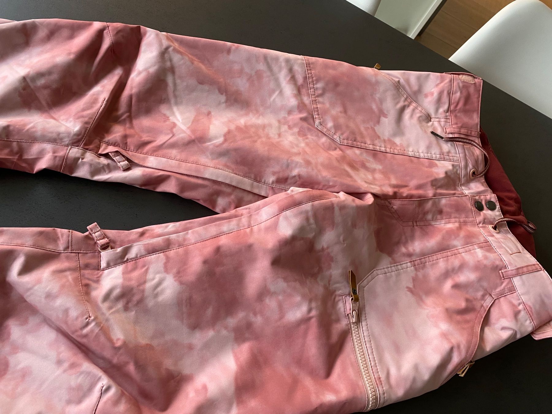 Roxy Pantaloni: Roxy Snowboard Hose – Usato da Frauenfeld venduto da Chgunti