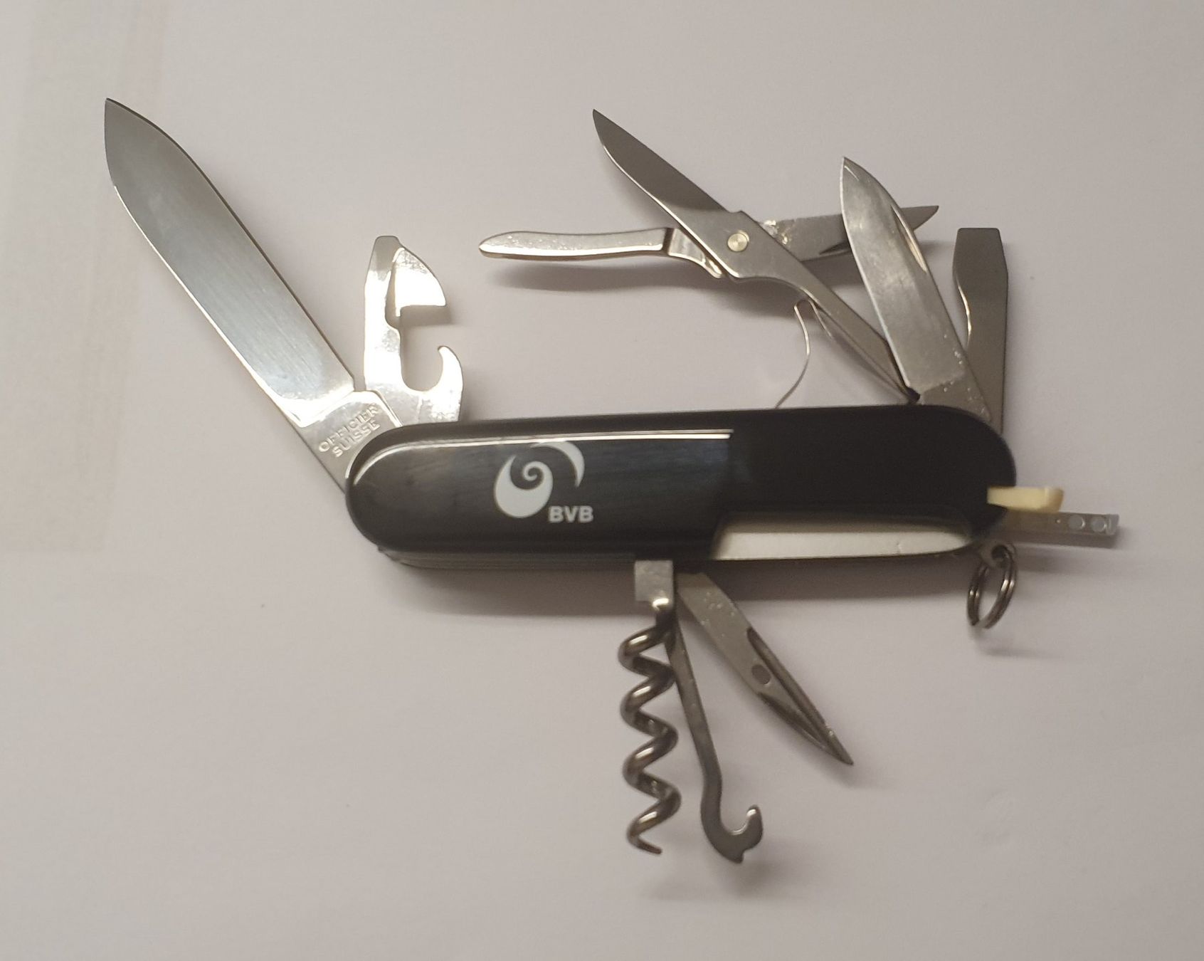 Victorinox Couteaux de poche: 4 Victorinox Sackmesser mit Logo – Neuf (Voir description) à Härkingen par MarianneSi 2