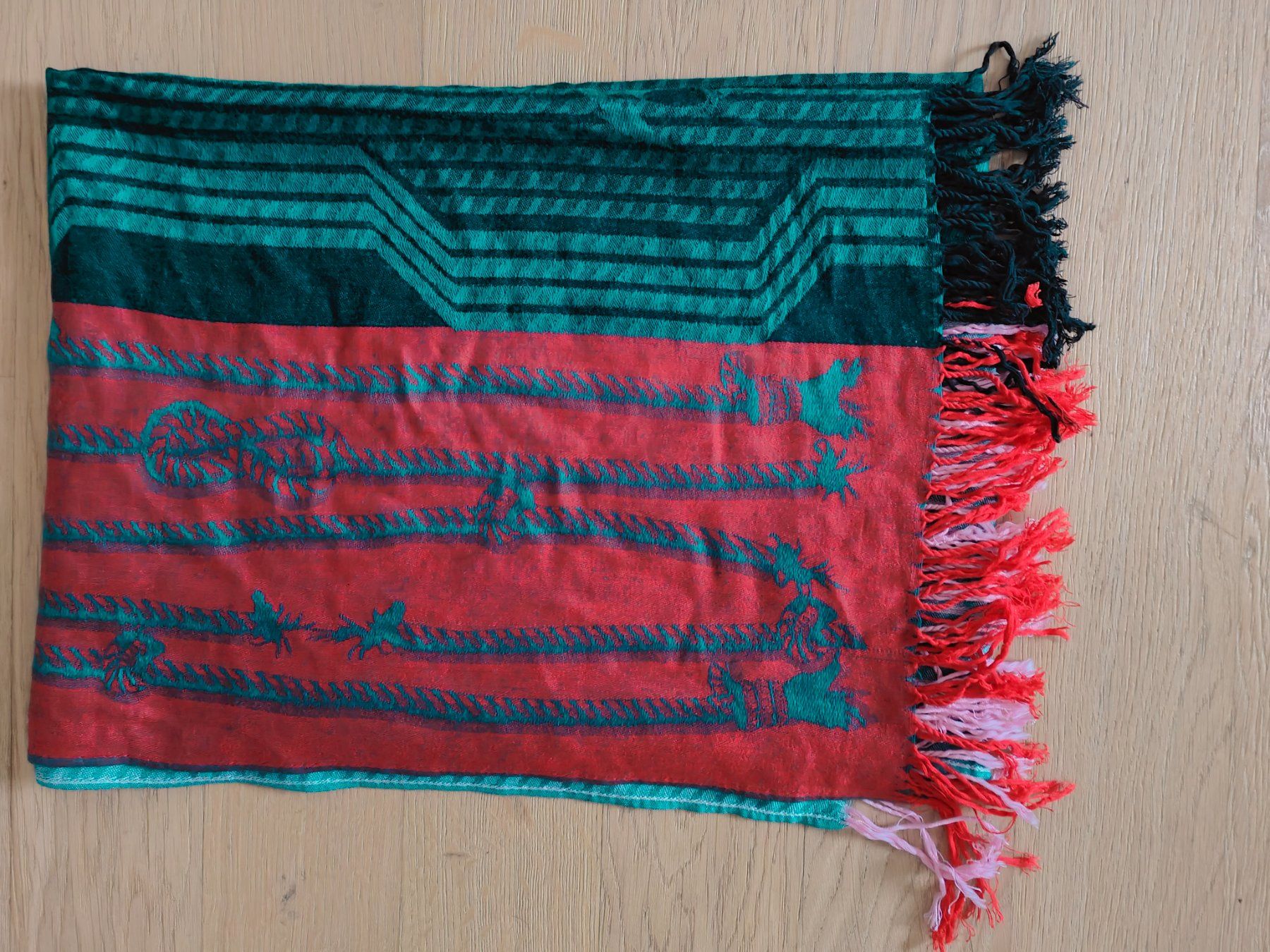 Foulard & Sciarpe: Schal – Usato da Birmensdorf ZH venduto da mku_9qbw 1