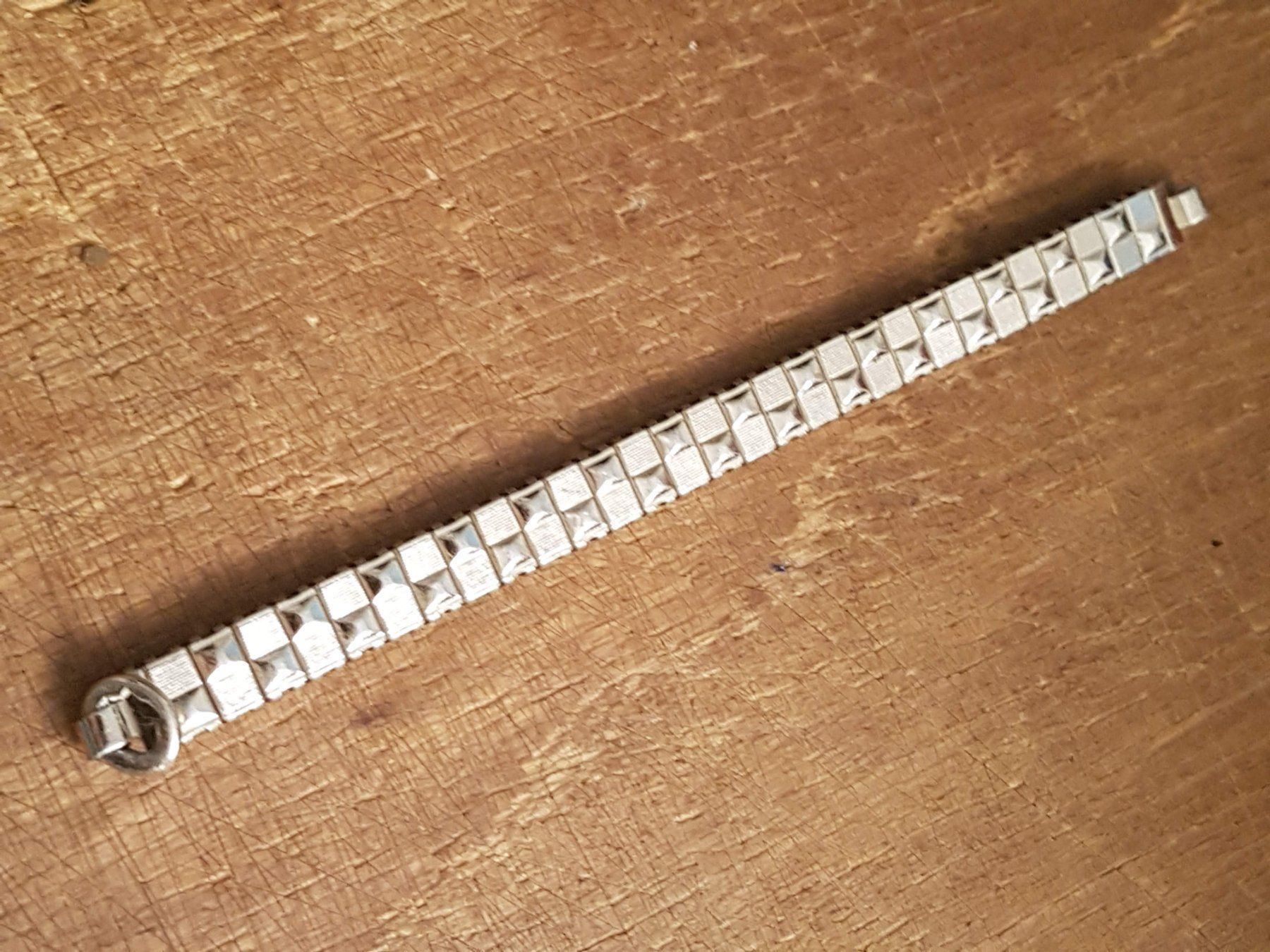 Bracciali & Braccialetti: Armband Metall klein geometrisch – Usato da Ettingen venduto da Maranathatalitha 1