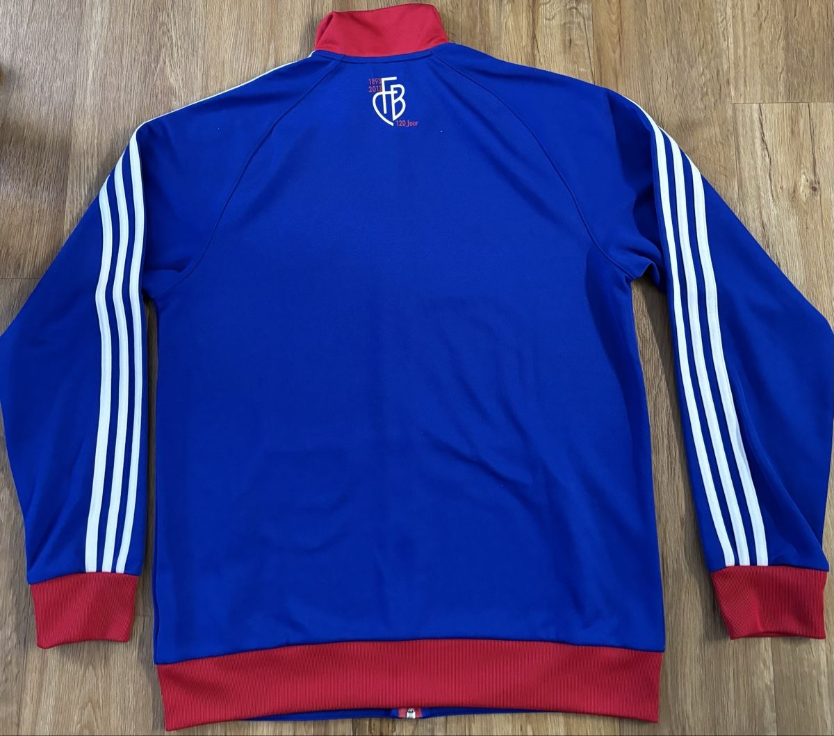 Adidas Giacche: FC Basel Trainerjacke Saison 2013/2014 – Usato da Itingen venduto da Julev 1