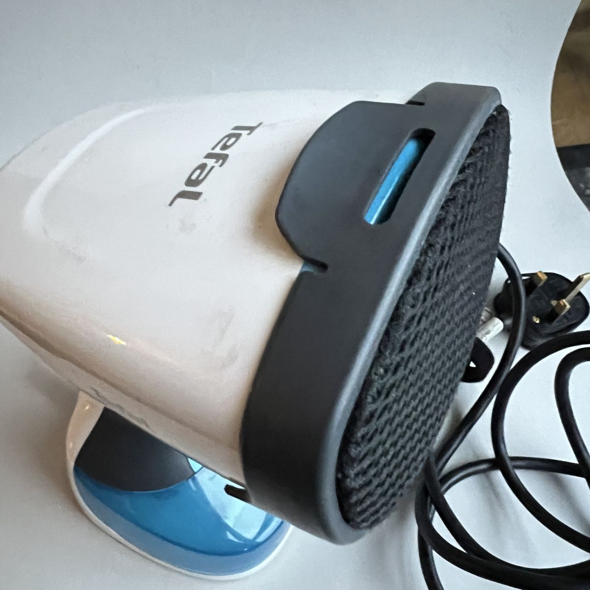 Pulitori a vapore: Tefal Access' Steam Minute Handheld Garment Steamer! – Usato da Genève venduto da Kookiek 8