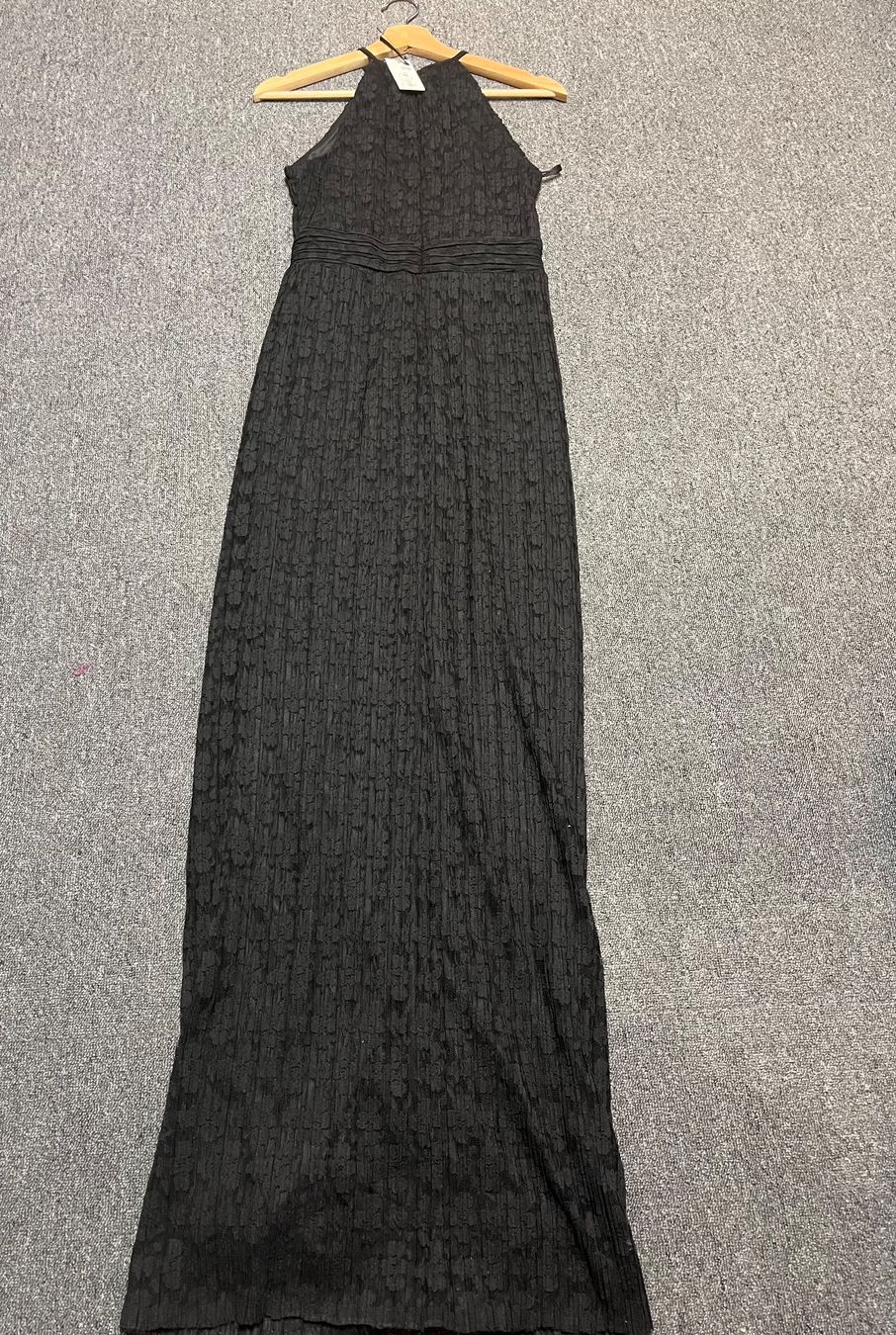 Kleider: Abendkleid aus schwarzer Spitze – Neu (gemäss Beschreibung) aus Beckenried von jan_fr9g 1