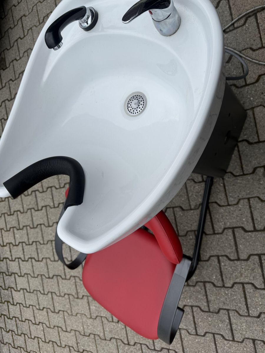 Lavabi & lavandini: Coiffeur Waschstation  – Usato da Horriwil venduto da Carrera68 3