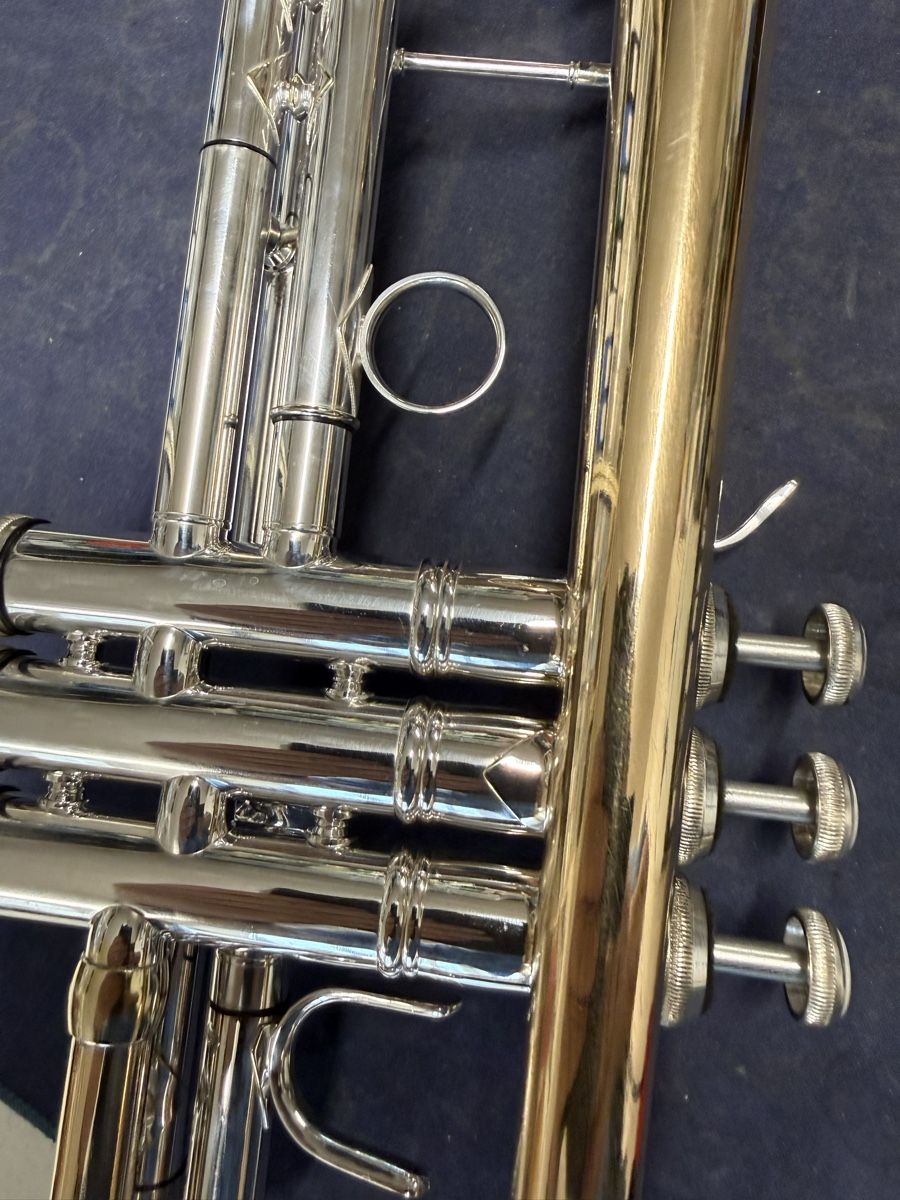 Strumenti musicali: Bb Trompete Kanstul Becher – Usato da Burgdorf venduto da kla_r5tf 1