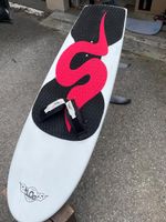 Surf Foils Set guter Zustand inklusive Board und Mast