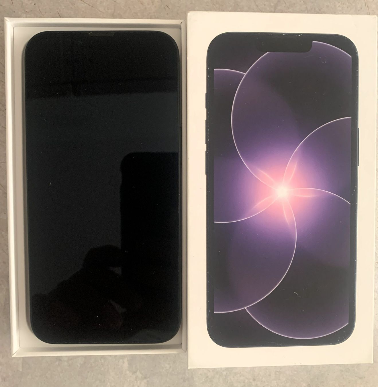 Apple Telefoni cellulari / Smartphones: iPhone17e Neu mit Garantie bis Mai 2028 – Nuovo (secondo la descrizione) da Flawil venduto da hfsku4952 1