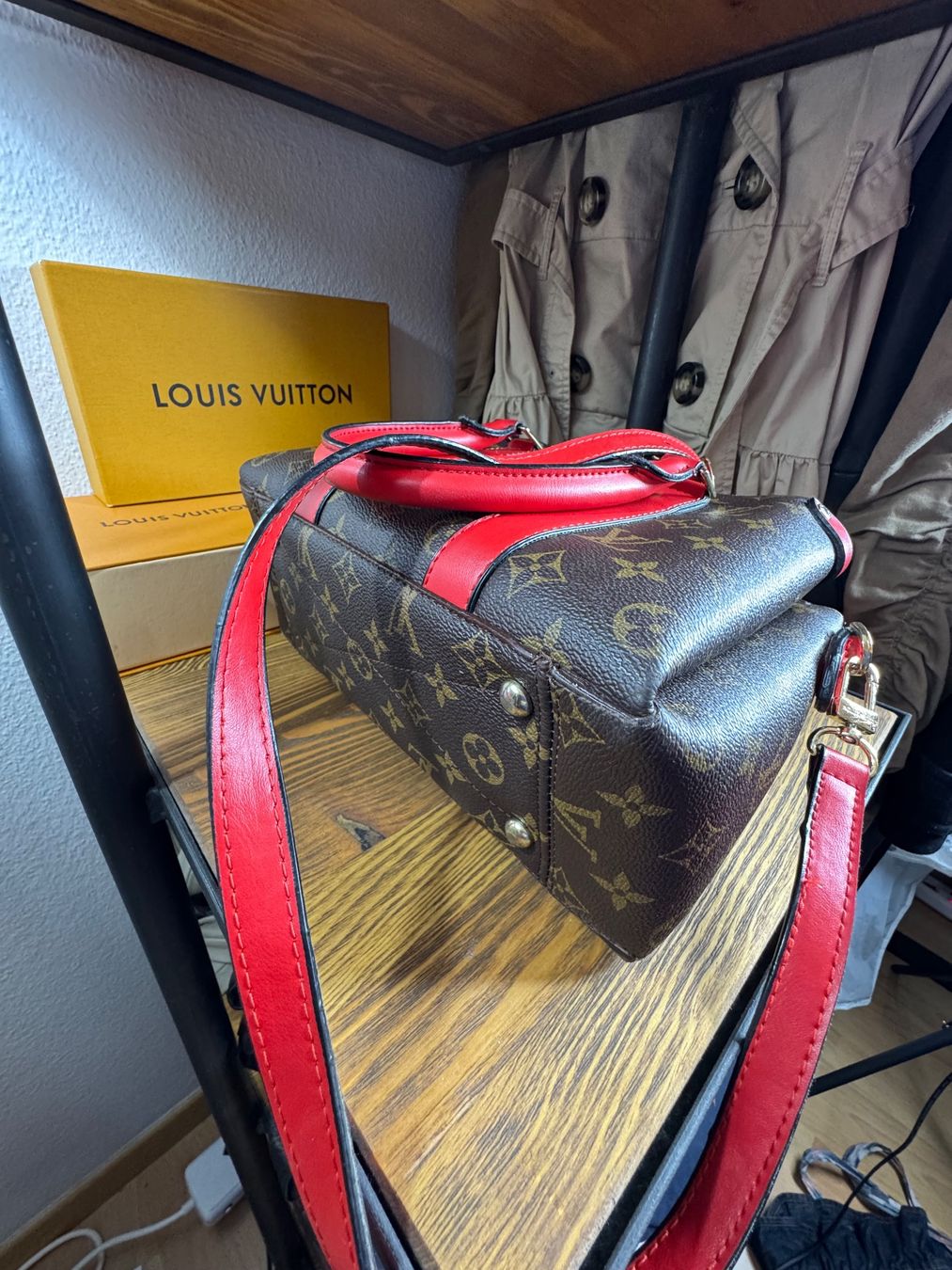 Louis Vuitton Taschen für Damen: Louis Vuitton Soufflot Tasche – Gebraucht aus Zürich von Privat4444 2