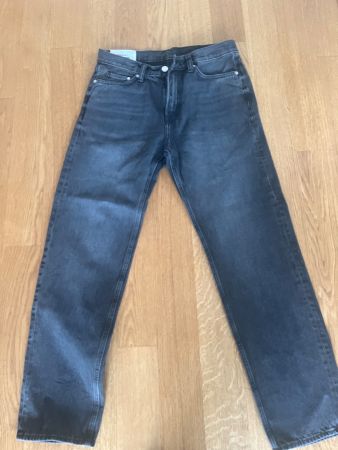 Wie NEU! Sehr schöne Jeans von H&M Gr. 32/32
