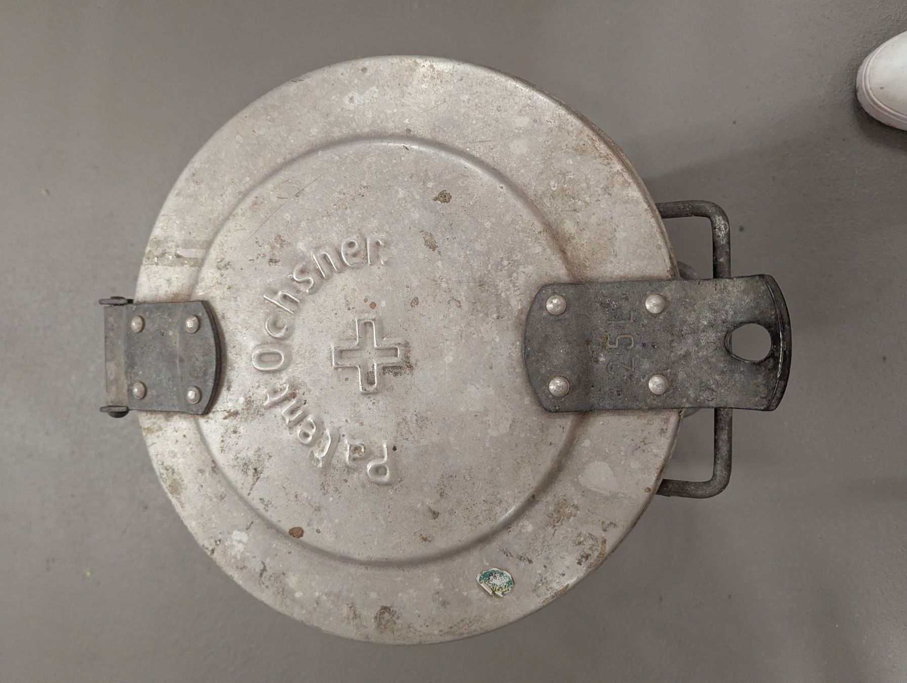 Ochsner Abfalleimer: Patent Ochsner 25L – Gebraucht aus Brunnen von Kingphil