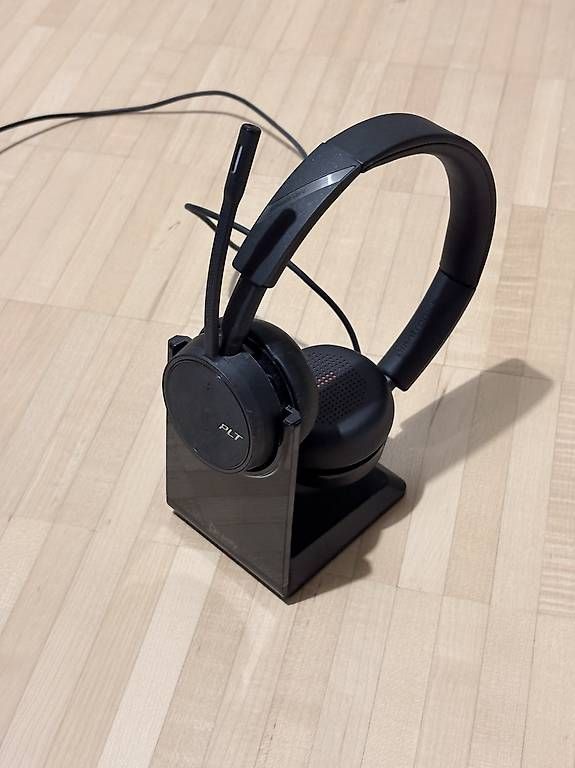 Cuffie: Poly Voyager 4220 UC – Usato da Zürich venduto da h4llo 1