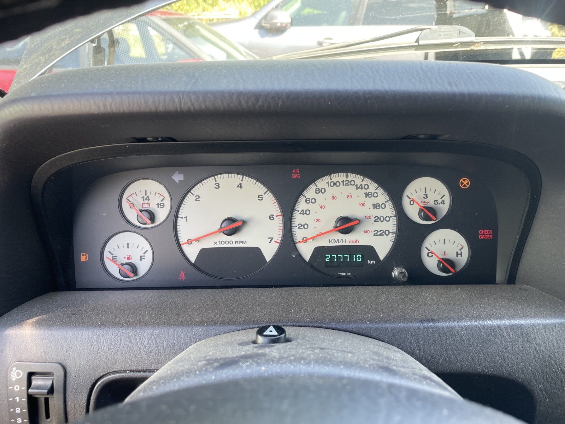 Jeep Automobili: Jeep Grand Cherokee 4.7 V8 – Usato da St. Ursen venduto da michelle027 5