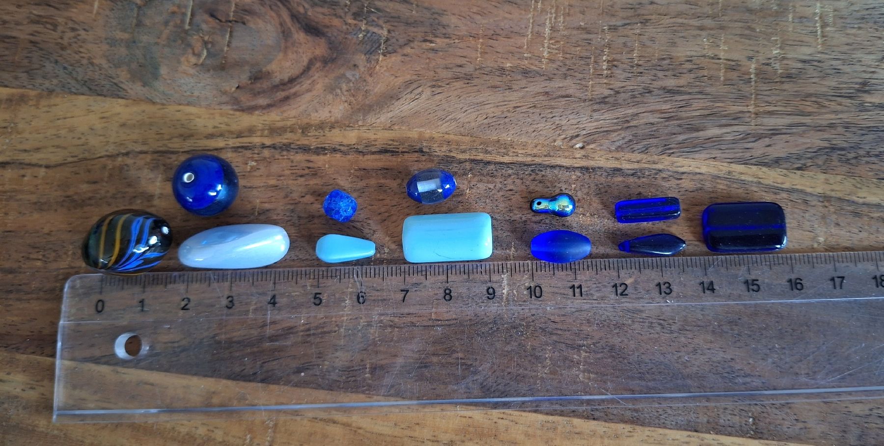 Perle (finte): Glas-Perlen-Set blau, neu, ca.900g – Nuovo e nell'imballaggio originale da Kriens venduto da Wolly85 1