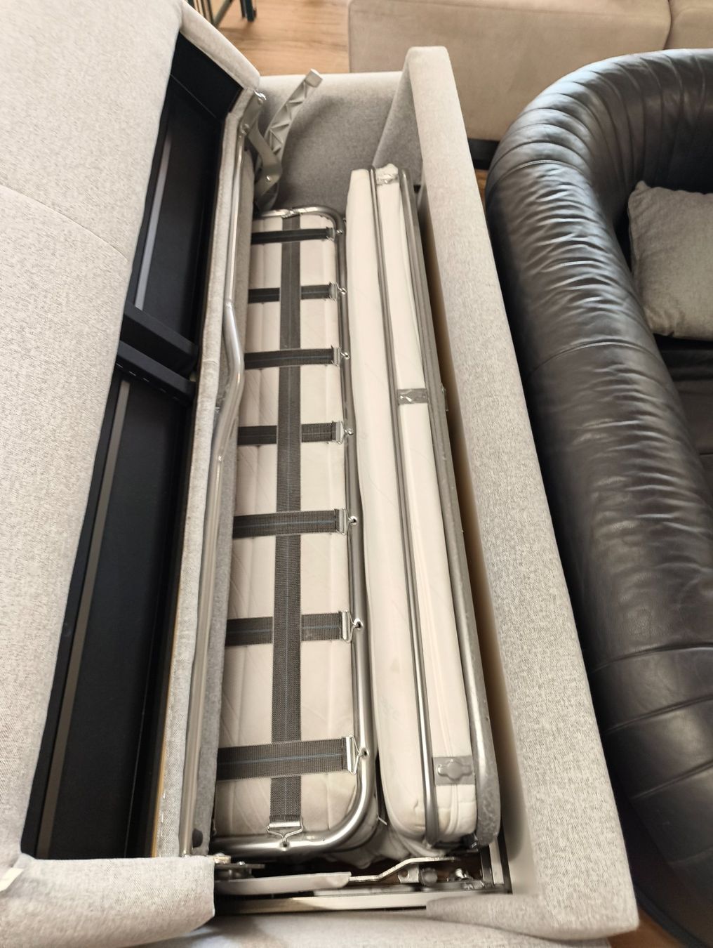 Divani: Bettsofa grau – Usato da Basel venduto da bk_brockibasel 2