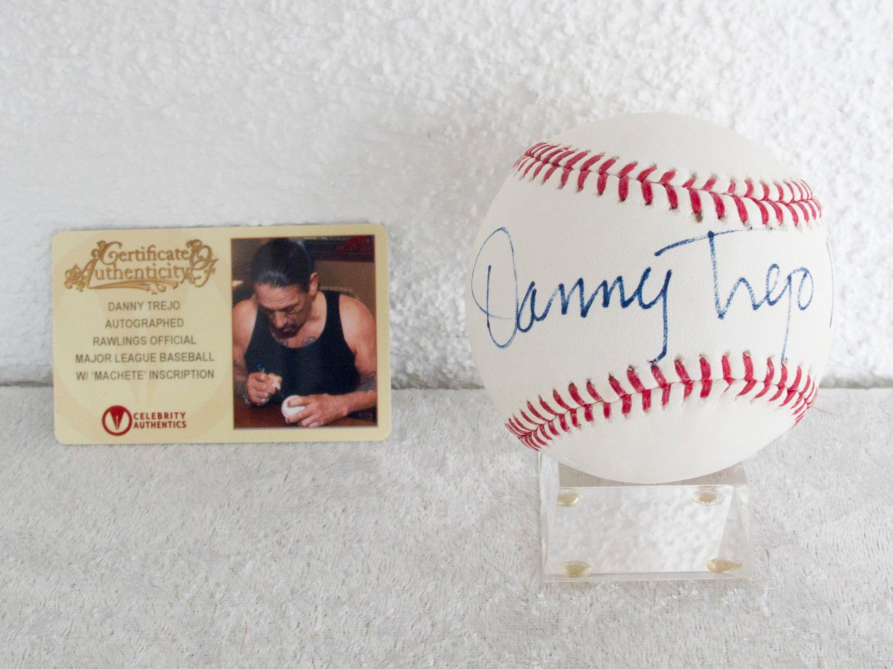 Autogramme: DANNY TREJO AUTOGRAMM BASEBALL Machete Breaking Bad – Gebraucht aus Blauen von wosonst
