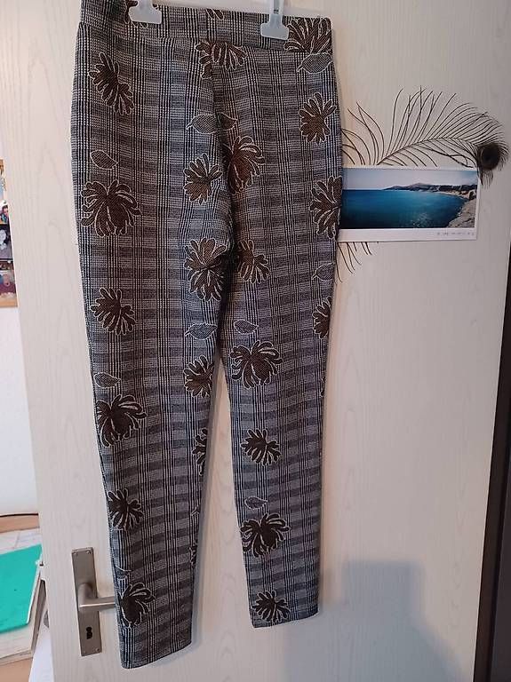 Hosen: Pantalon – Gebraucht aus Soyhières von 5jm_5czl 4