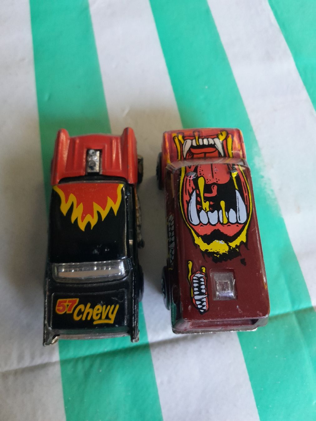 Hot Wheels Modellautos: 2 Amis  Modellautos Hot wheels + superfast – Gebraucht aus oekingen von beauty1964 1