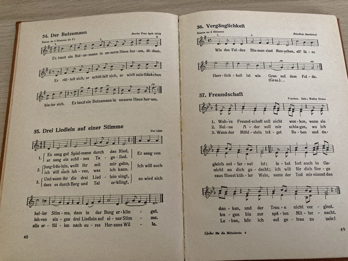 Bücher: Gesangsbuch Kt. Bern Volksschule 1934 – Gebraucht aus Aarwangen von to-hirschi 5