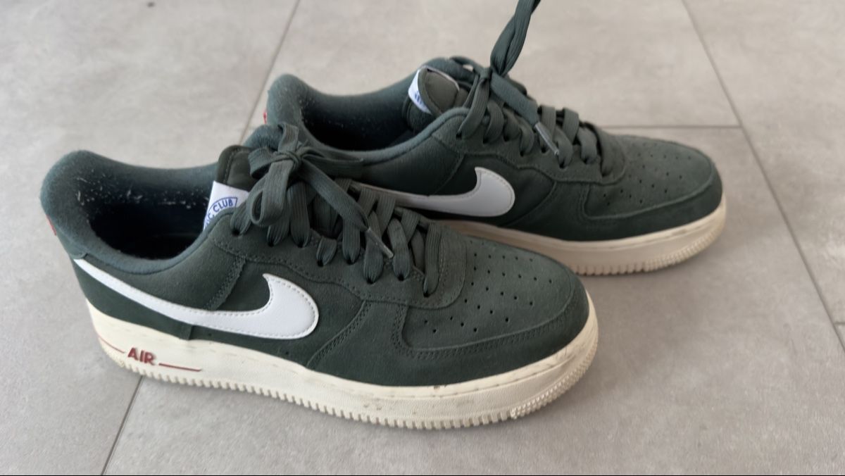 Nike Chaussures hommes: Baskets Nike Air Force 1 – D'occasion à La Chaux-de-Fonds par Tomas1019