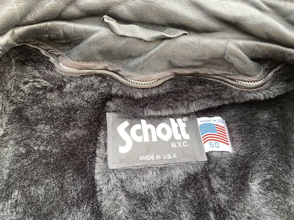 Schott Giacche: Lederjacke Schott – Usato da Balterswil venduto da Clouseau1 2